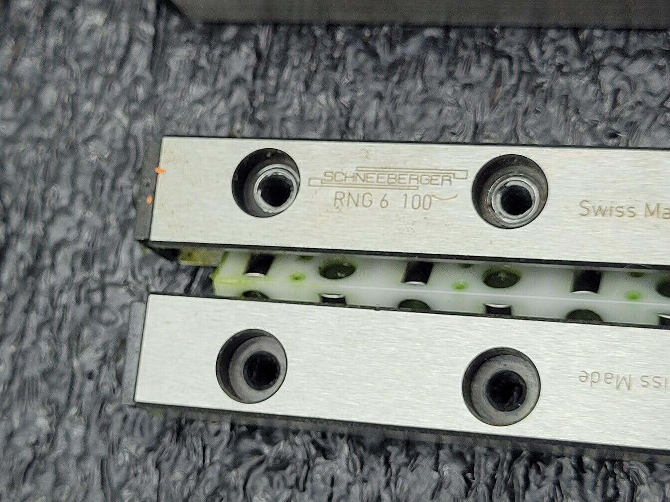 8x Schneeberger RNG 6 100 Linear Bearings Stage Guide Cross Roller Guideway