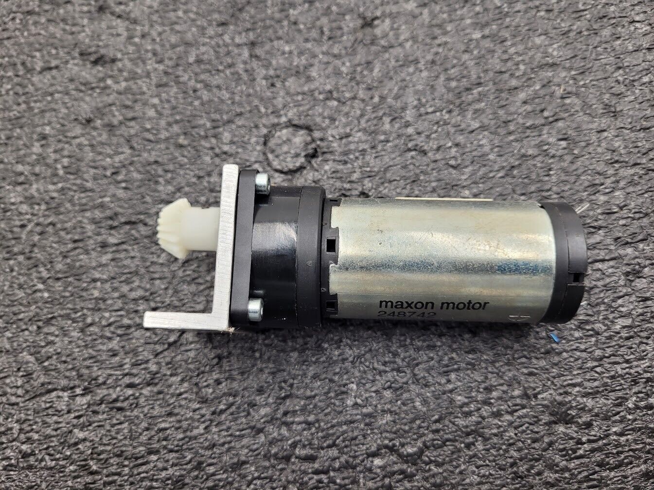 Maxon DC Gearmotor 248742 24VDC 15W 6:1 Gearhead 6000RPM 6mm Output Shaft