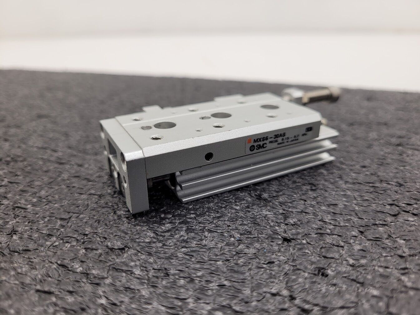 SMC MXS6-30AS Pneumatic Cylinder Linear Air Slide Table Actuator w/ Stops