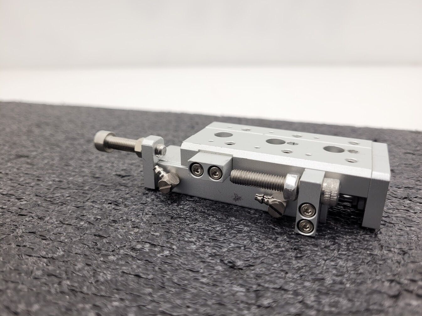 SMC MXS6-30AS Pneumatic Cylinder Linear Air Slide Table Actuator w/ Stops