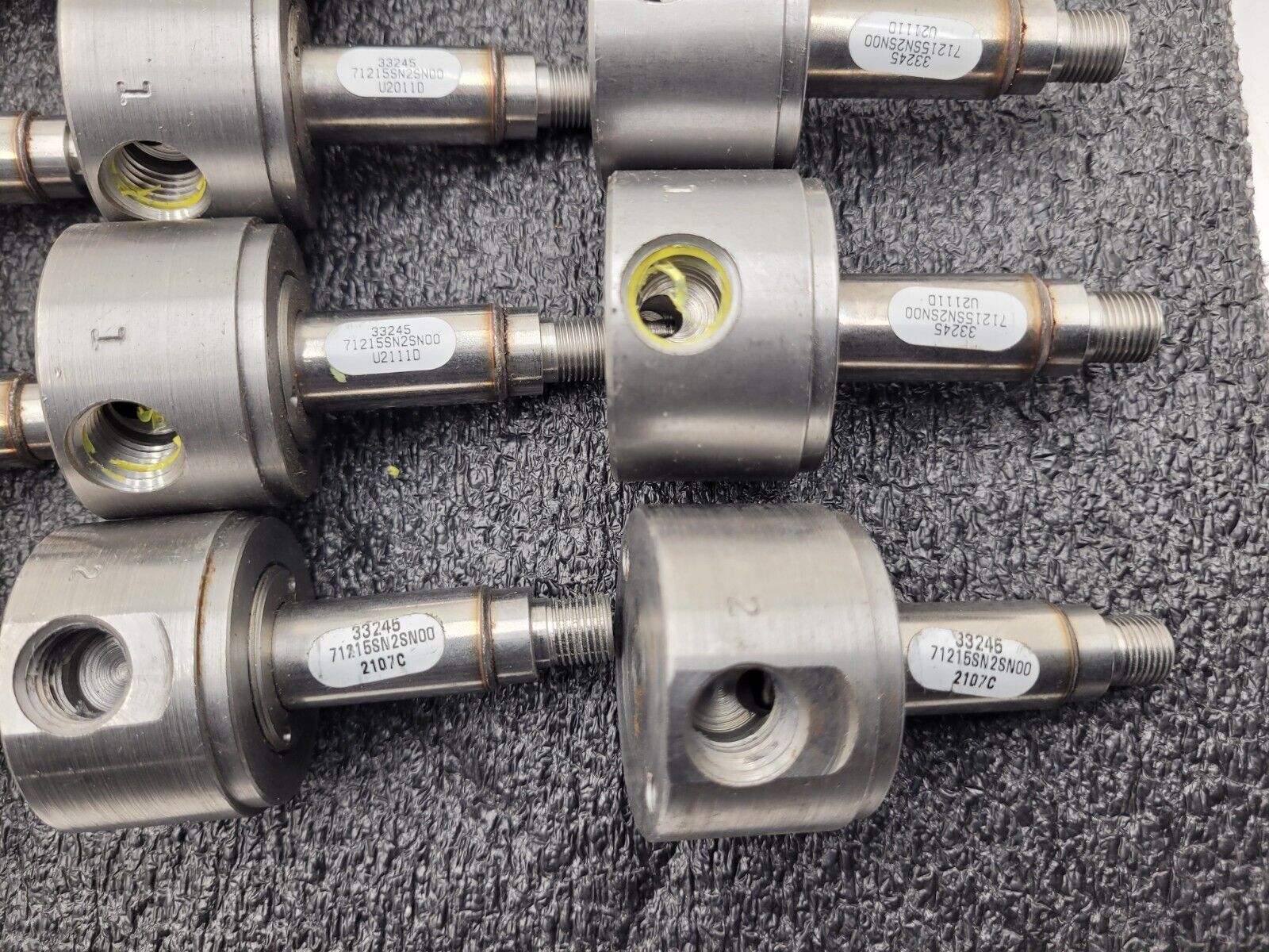 Assorted Lot of 21x Parker Solenoid Valve 24VDC 33245 71215SN2SN00 U2111D