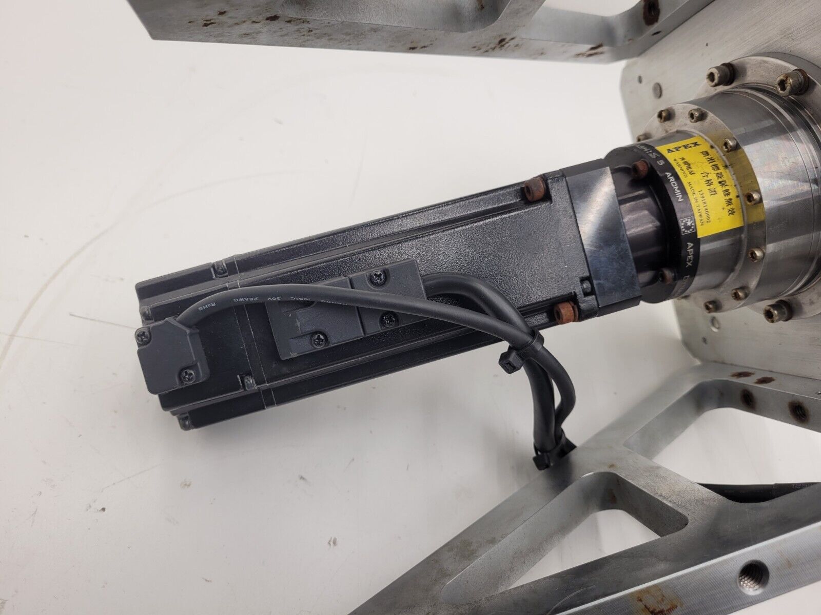 Delta ECMA-C20604RS Servo ASD-B2-0421-B 400W Drive Apex AD090-P1 100:1 Ratio