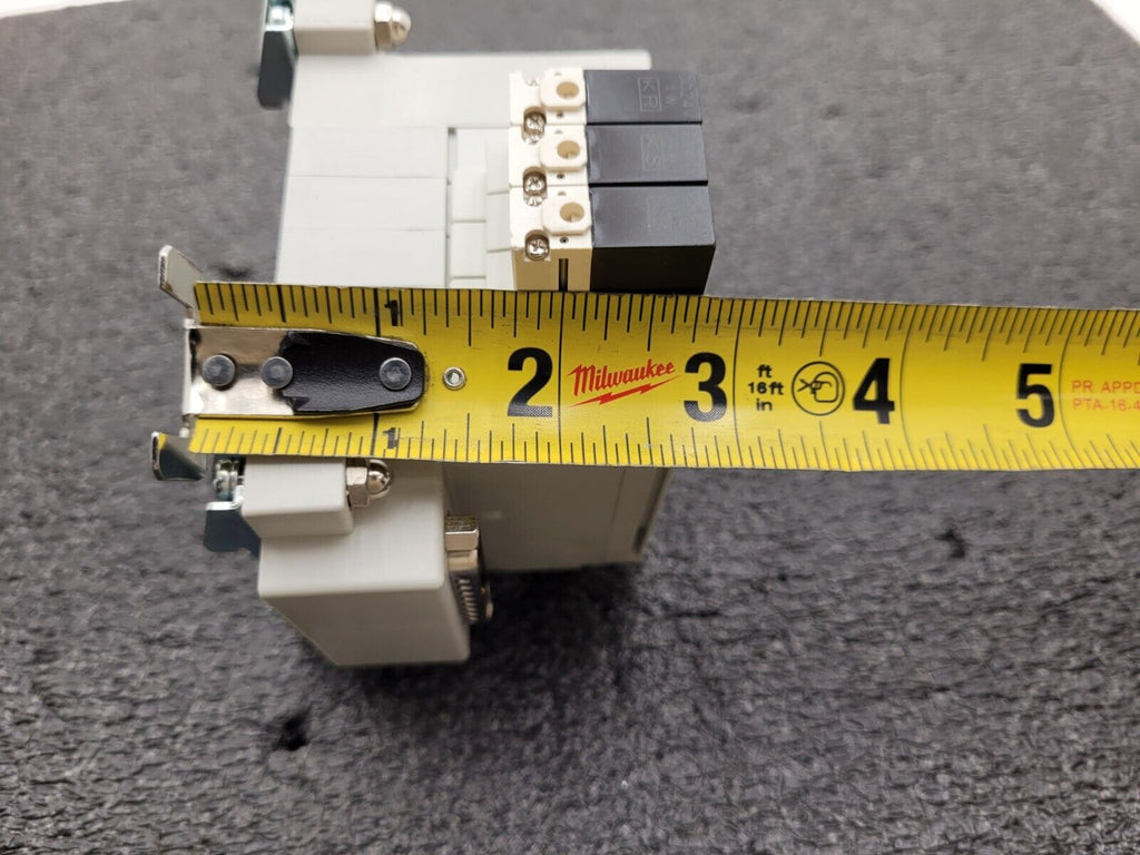 2x SMC Pneumatic Valve Block Solenoid Manifold 24VDC 12 Valves Total Lot E