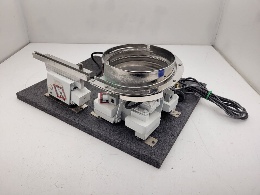 Service Engineering Corp Vibratory Bowl Linear Parts Feeder 24098 230VAC 8x5mm