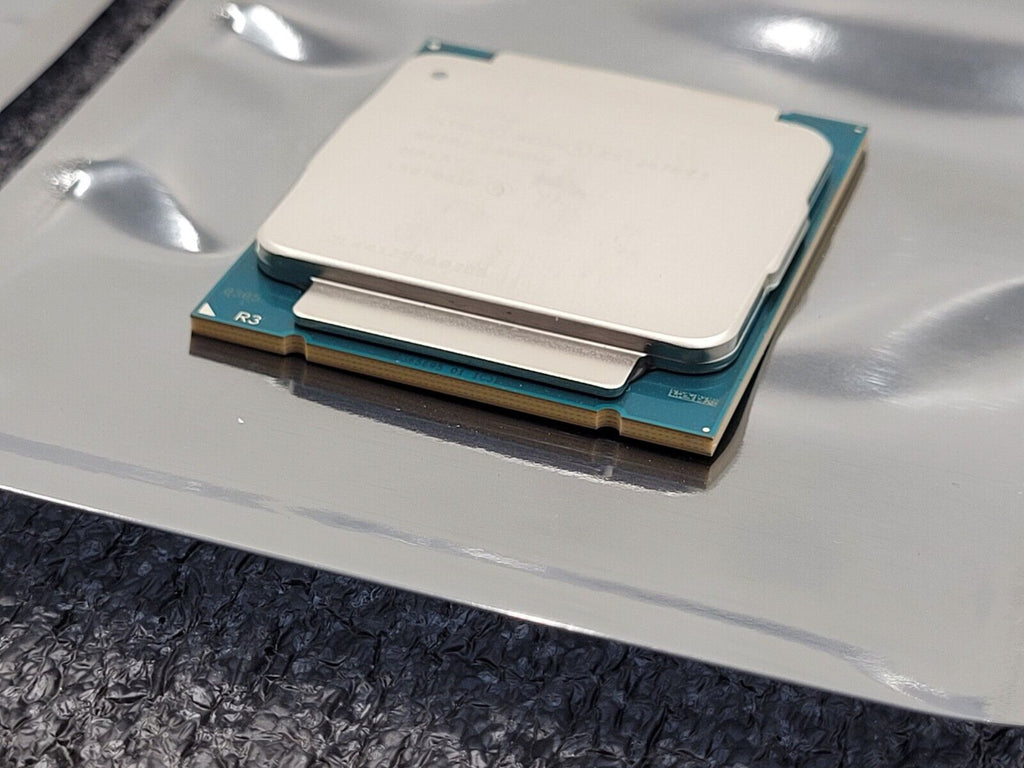 Lot of 2x Intel Xeon E5-2678V3 SR20Z 2.50GHz 12 Cores CPU 120W 30MB LGA2011-3