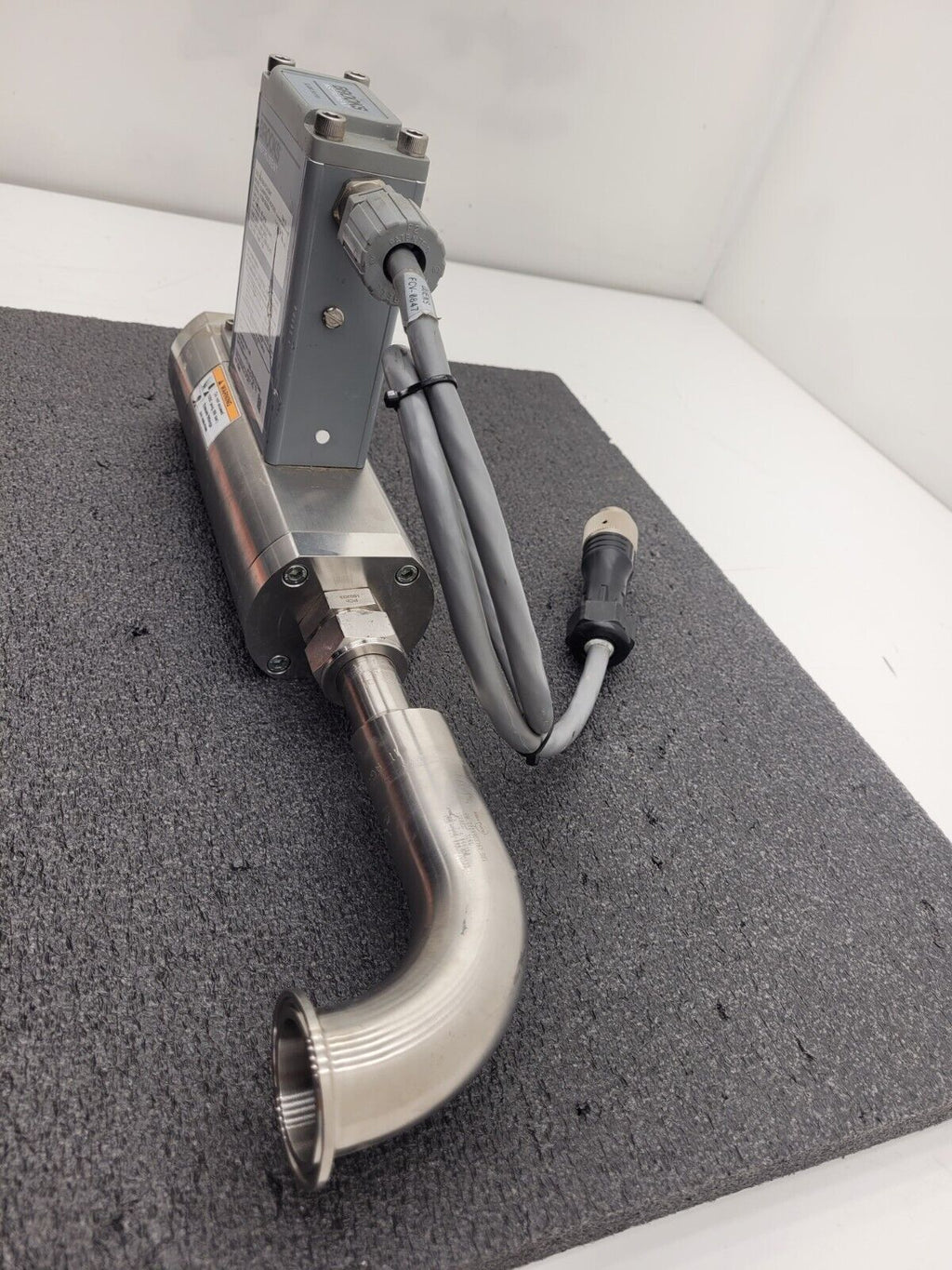 Brooks Thermal Mass Flow SlamF Series Flow Meter SLAMF53S2FJB2K2A3 N2 2000 SLPM