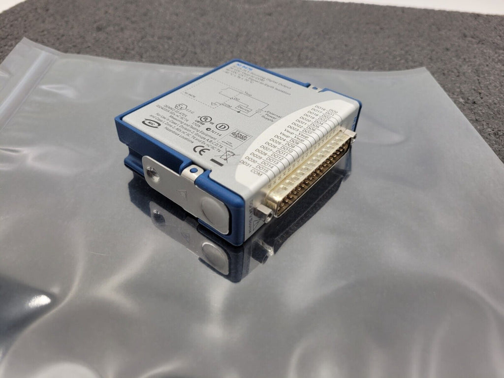 NI-9476 National Instruments NI 9476 32-CH 24V Sourcing Digital Output Module