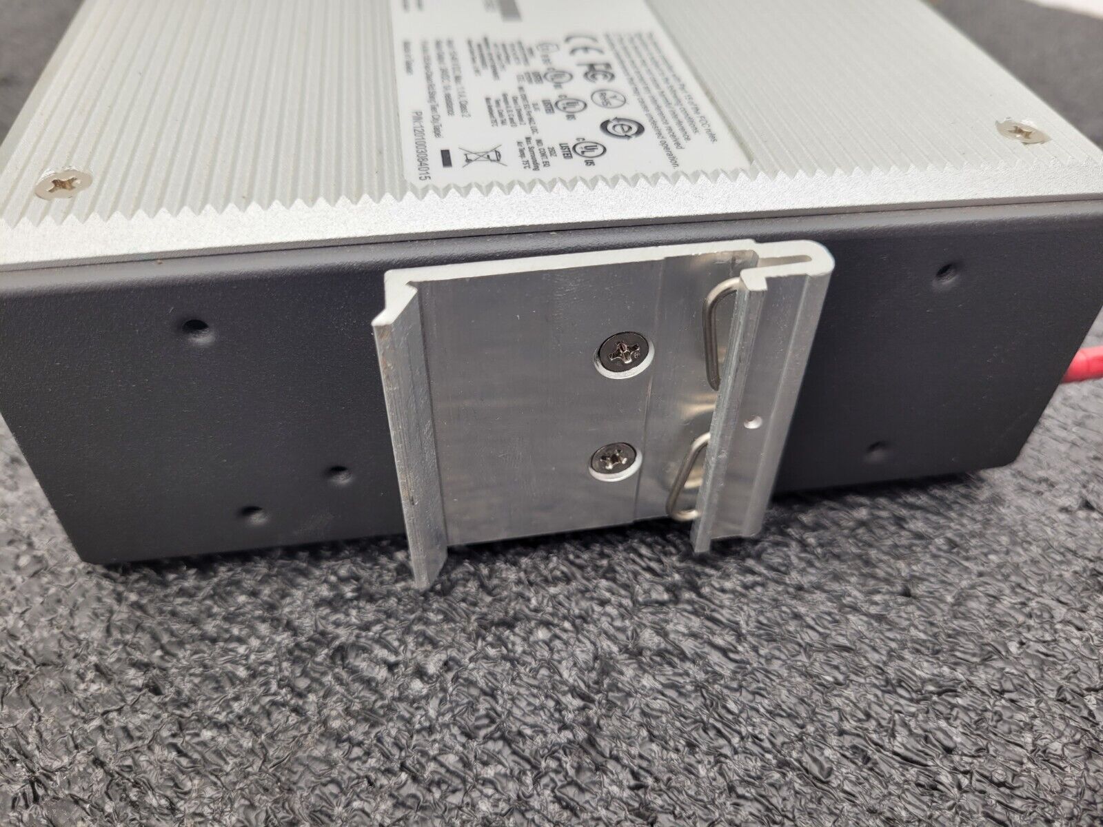 MOXA 8-port Industrial Ethernet Switch EtherDevice EDS-308-T 12-48 VDC Input DIN