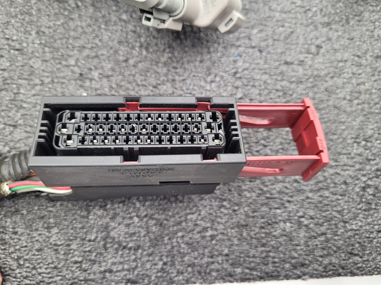 Parker IQAN-TOC8 5010024 TOC8 Standalone Task Oriented Controller Working Pull