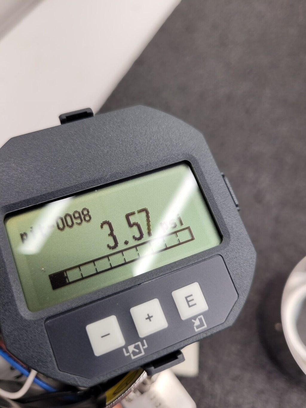 Endress & Hauser Cerabar M PMP51-8CH64/0 Pressure Sensor Transmitter Unit B