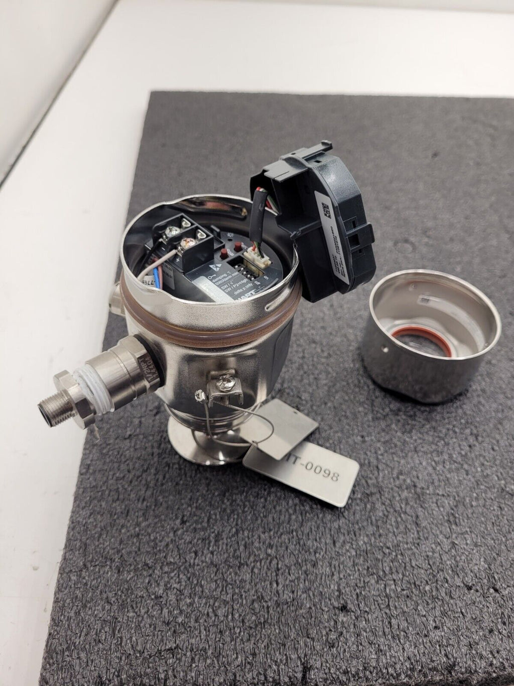 Endress & Hauser Cerabar M PMP51-8CH64/0 Pressure Sensor Transmitter Unit B