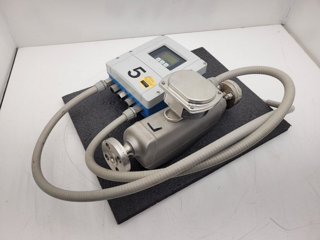 Endress+Hauser PROMASS S Mass Flowmeter 83S15-1DL7/0 Flow Controller +XMTR C