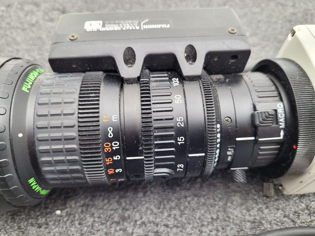 Sony DXC-950 Power HAD 3 CCD Video Camera w/Fujinon S14x7.5BRM-18 zoom Lens
