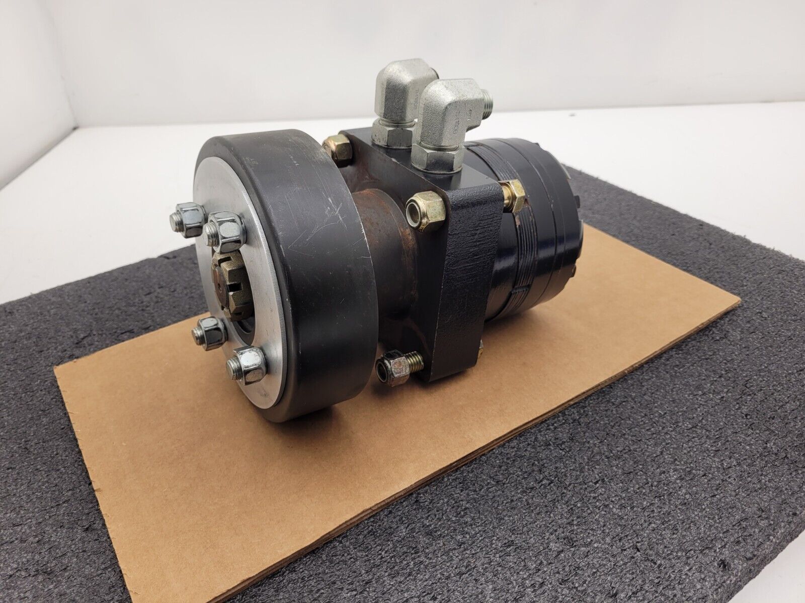 Dynamic Fluid Components BMER-2-200-WS-T4-S-R Hydraulic Wheel Motor 11.96 cu in