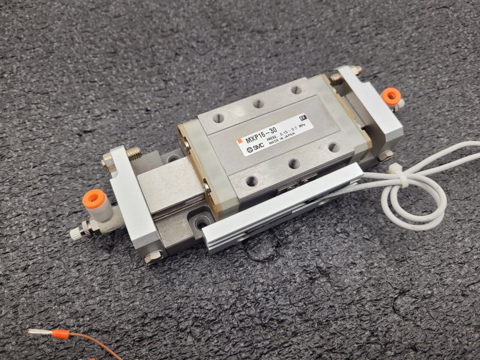 SMC MXP16-30 100PSI Linear Slide Guide Cylinder w/ D-F9B Sensors, Stops Unit C