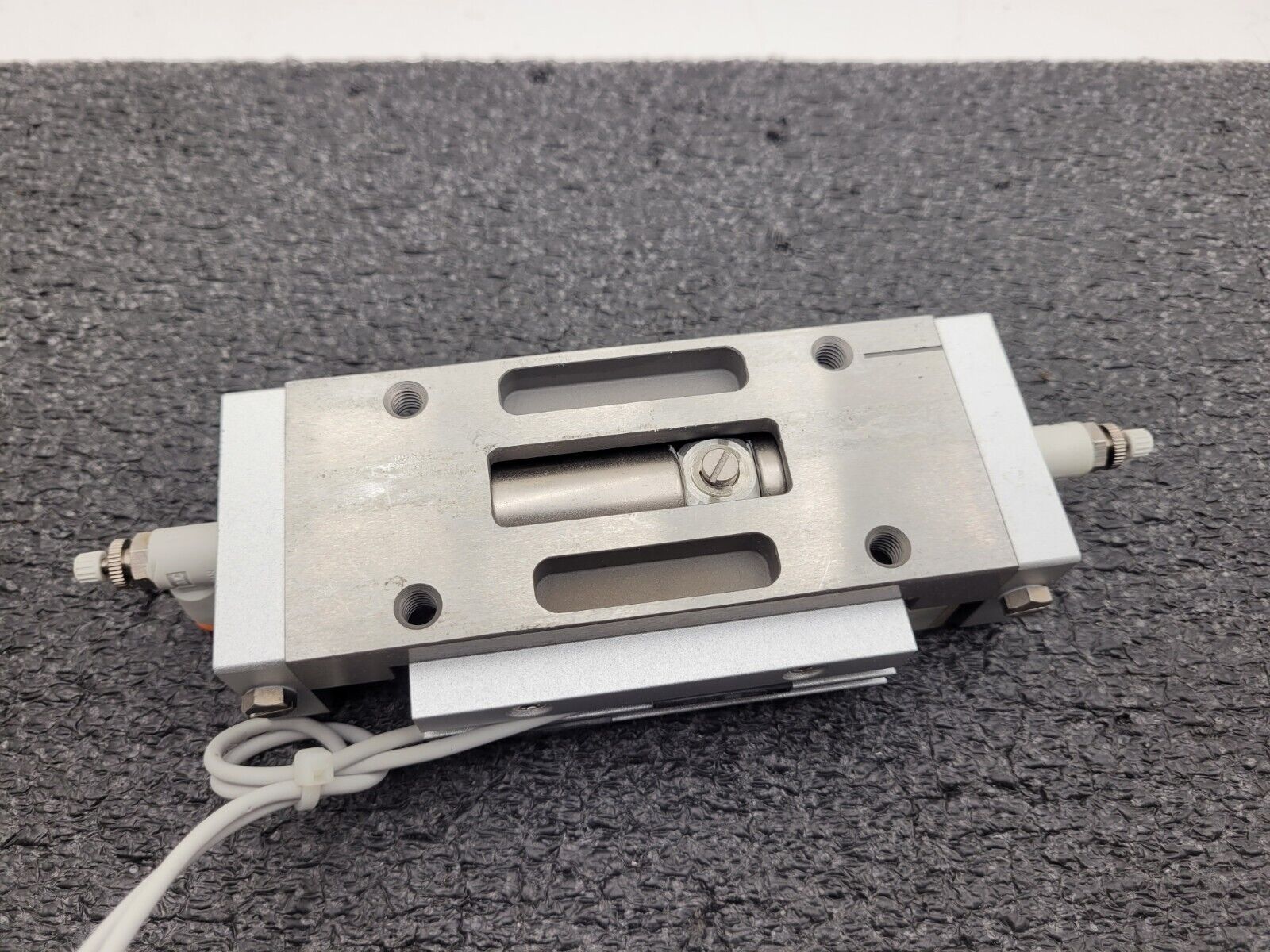 SMC MXP16-30 100PSI Linear Slide Guide Cylinder w/ D-F9B Sensors, Stops Unit C
