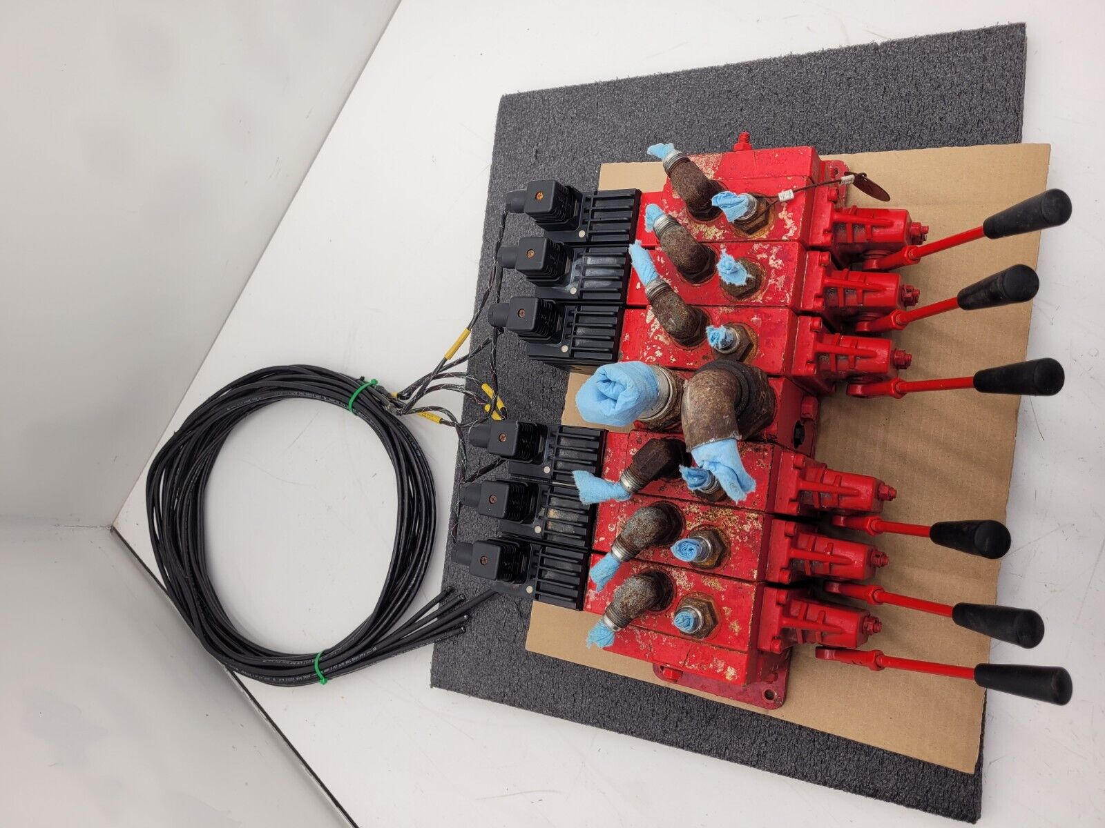 Norcan Proportional 6x Valve Block with Solenoid Controls Manual Lever Override
