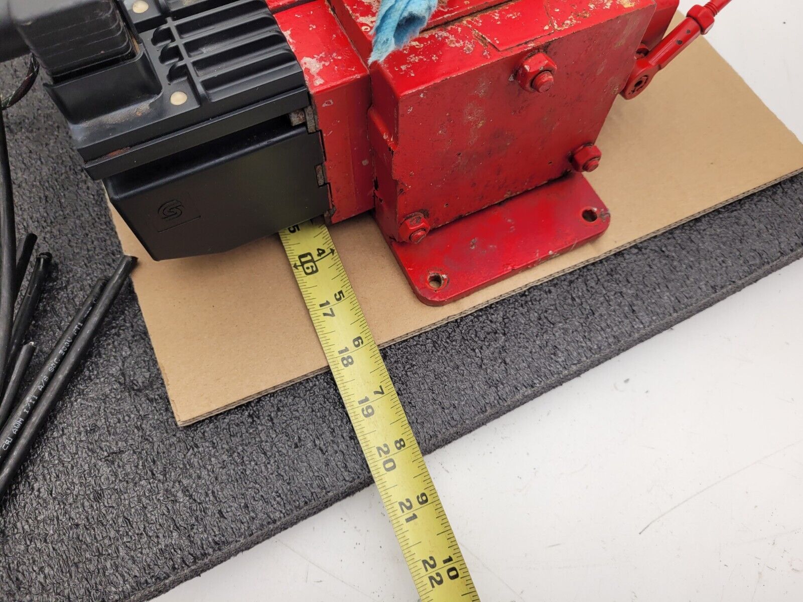Norcan Proportional 6x Valve Block with Solenoid Controls Manual Lever Override
