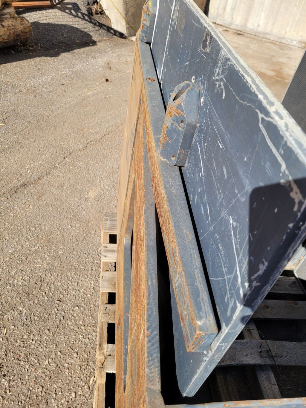 Meyer 1 Ton Forklift Bale Carton Clamp Attachment 3-0402-1 Class 2 Carriage
