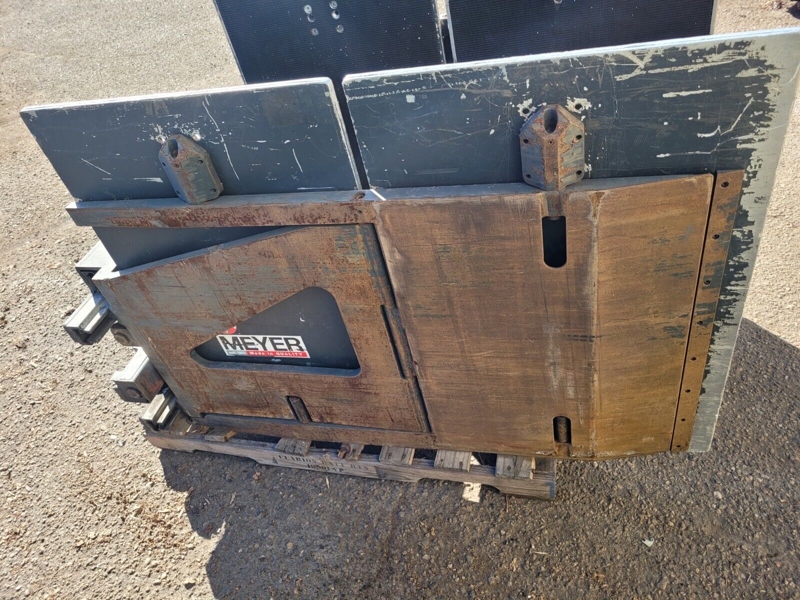 Meyer 1 Ton Forklift Bale Carton Clamp Attachment 3-0402-1 Class 2 Carriage