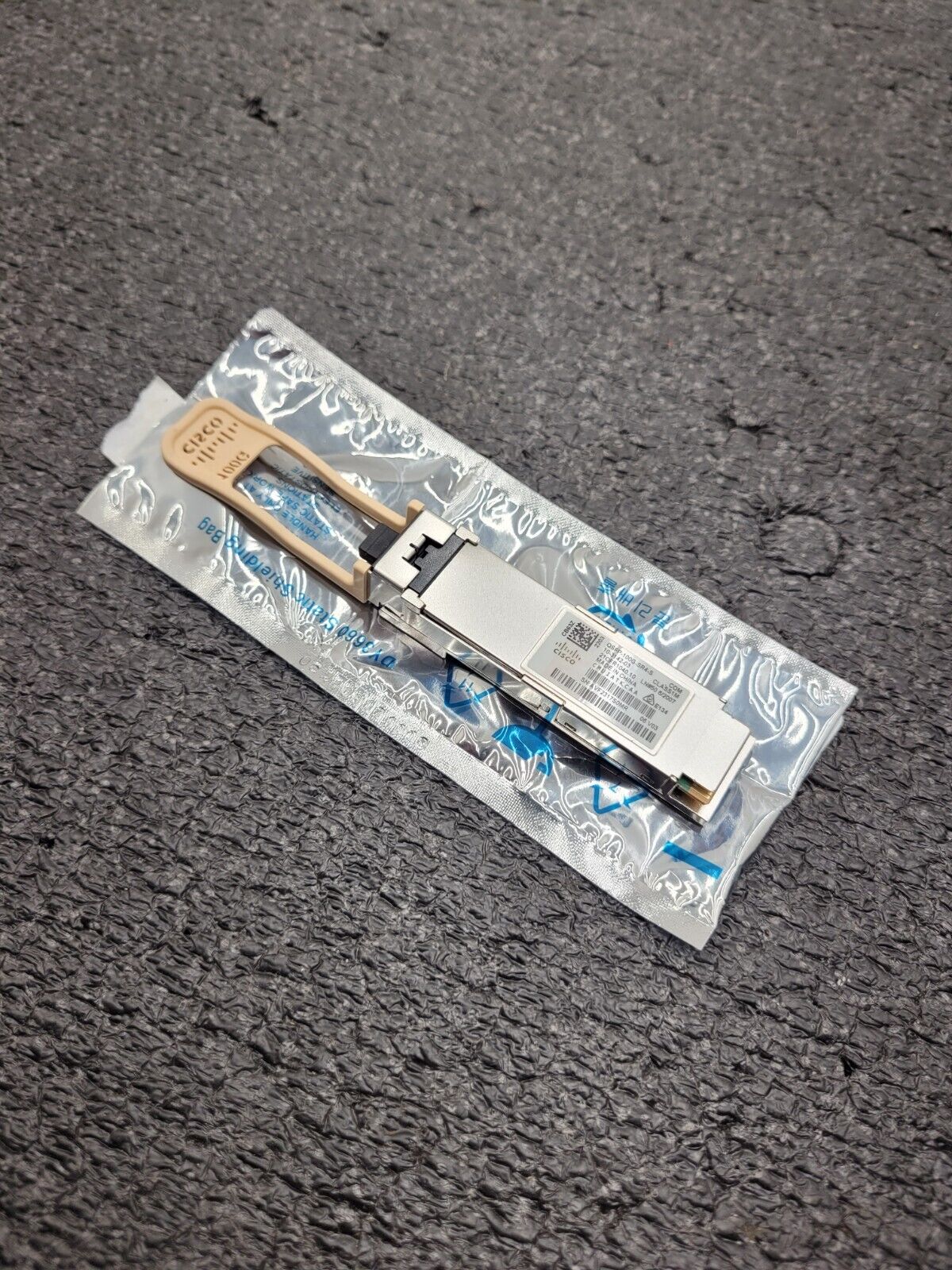 Cisco QSFP-100G-SR4-S 100G QSFP MMF Transceiver w/Hologram OEM Working Pull