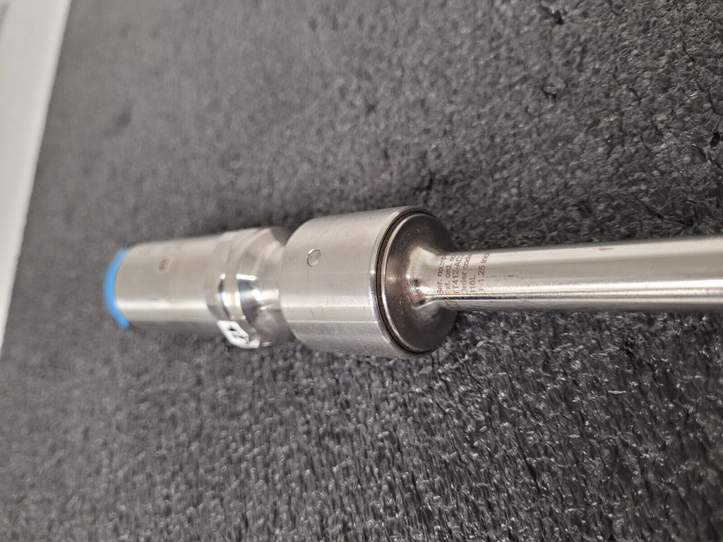 Endress & Hauser TM372-17V8/101 TM372-CA1C2B5EA2E1A Temperature Sensor TrustSens