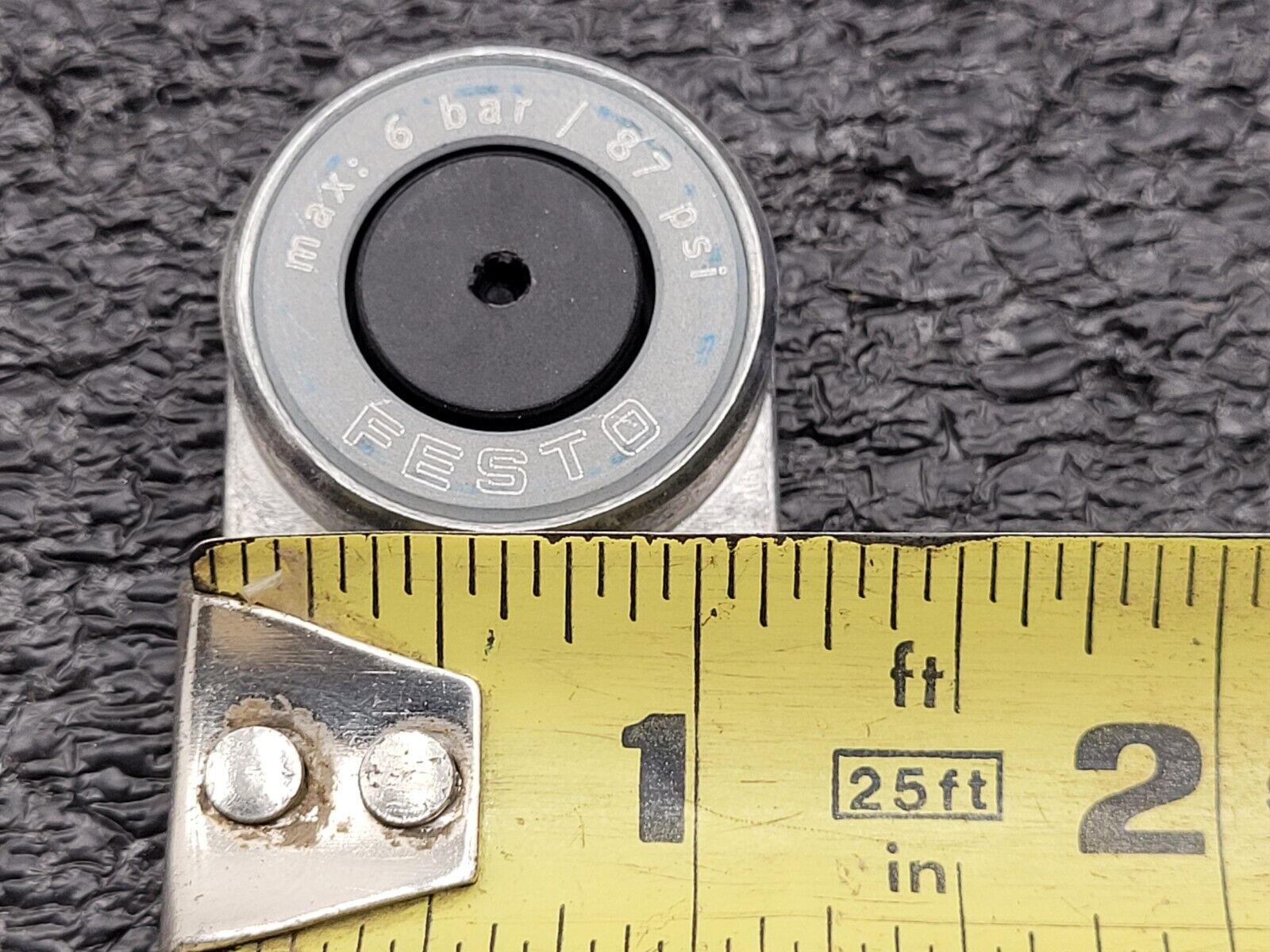 Lot 8x FESTO EV-16-4 150682 Single Acting Clamping Cylinder 4mm Stroke +Sensors