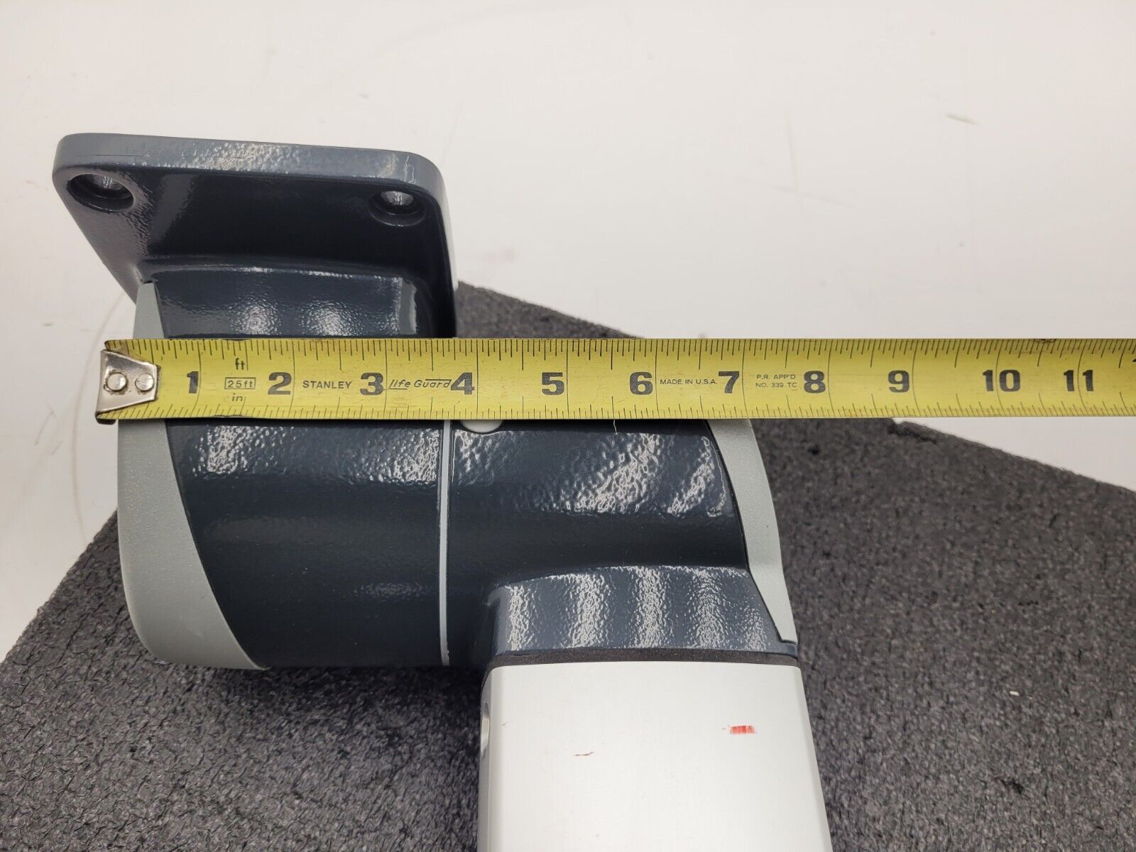 20" Horizontal Pendant Arm Horizontal Vertical HMI Mount