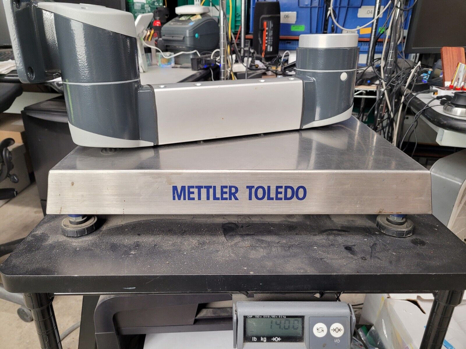 20" Horizontal Pendant Arm Horizontal Vertical HMI Mount