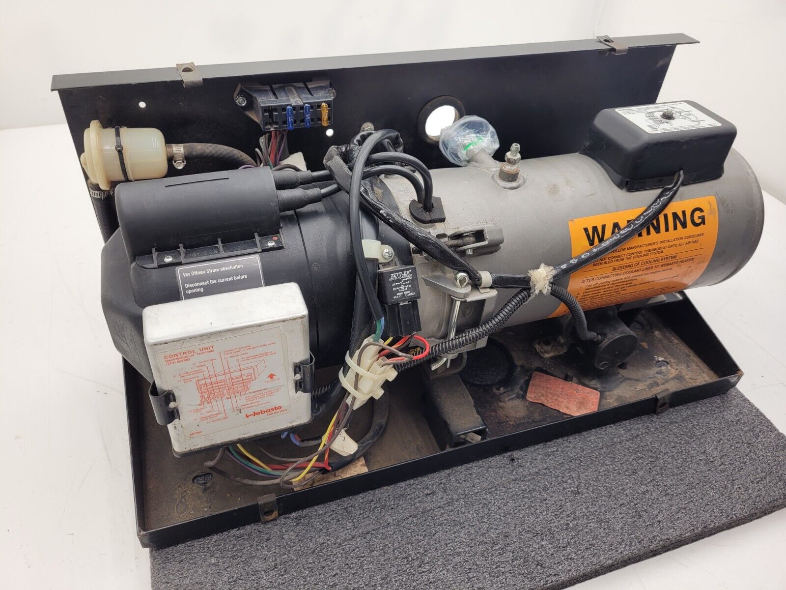 Webasto DBW2010.73 12V/60W 45000 Btu/h Coolant Heater Diesel Needs Some Work
