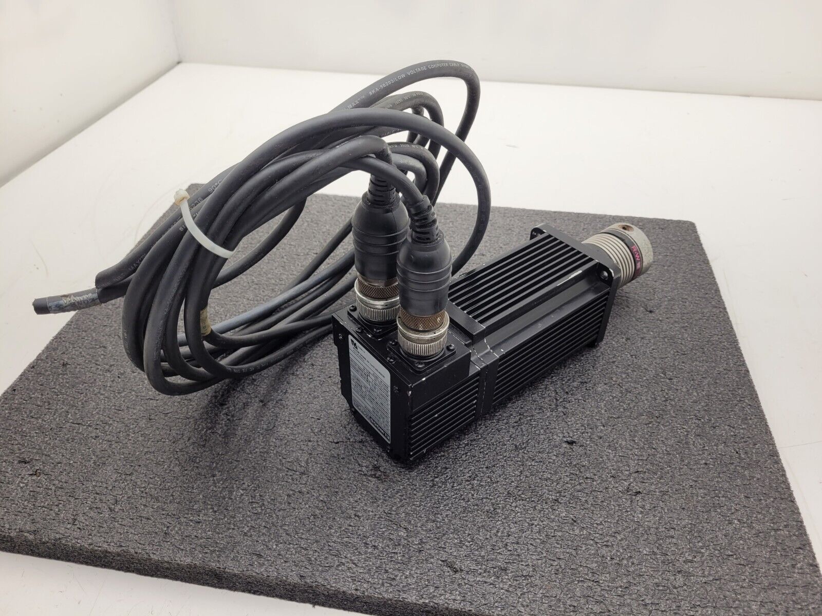 Elwood Rockwell Servo Motor 999-000-9982 H-3016-N-H00AA Working Pull C