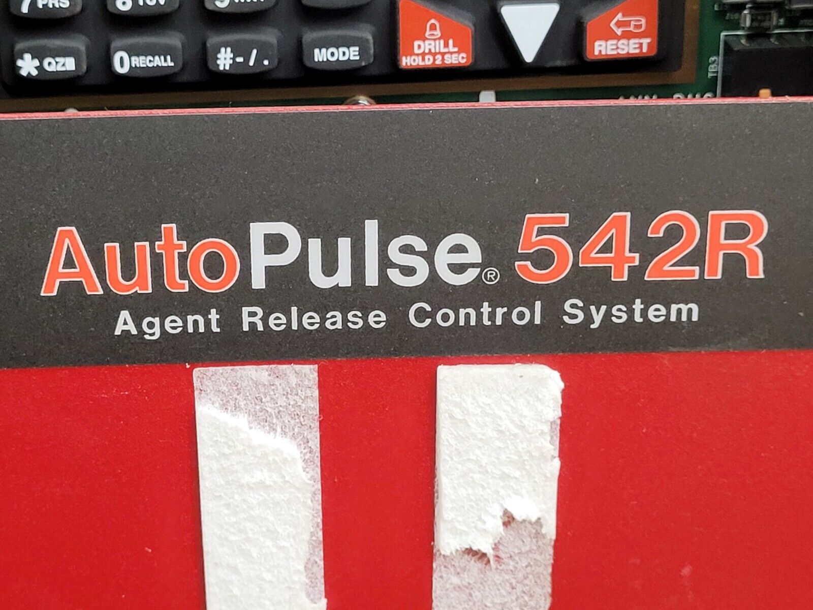 Auto Pulse AutoPulse AP-542R Fire Alarm Control Panel