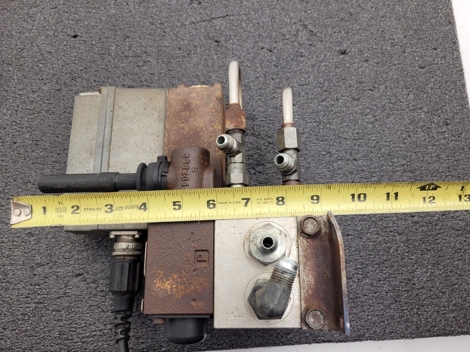 PARKER Hydraulic Proportional ISO Valve D1FHE80HCNEK0030X6114 12VDC + Override D