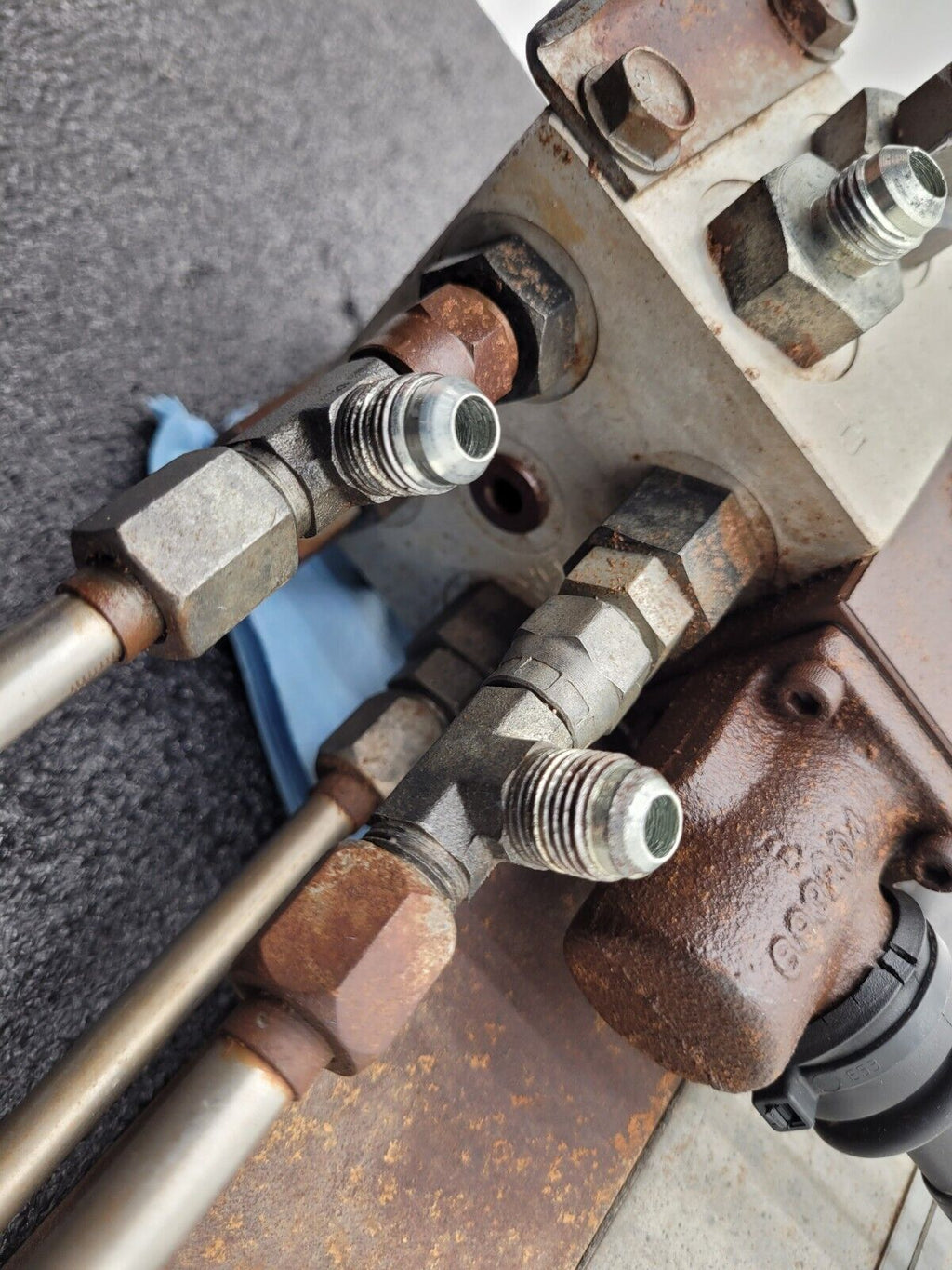 PARKER Hydraulic Proportional ISO Valve D1FHE80HCNEK0030X6114 12VDC + Override D