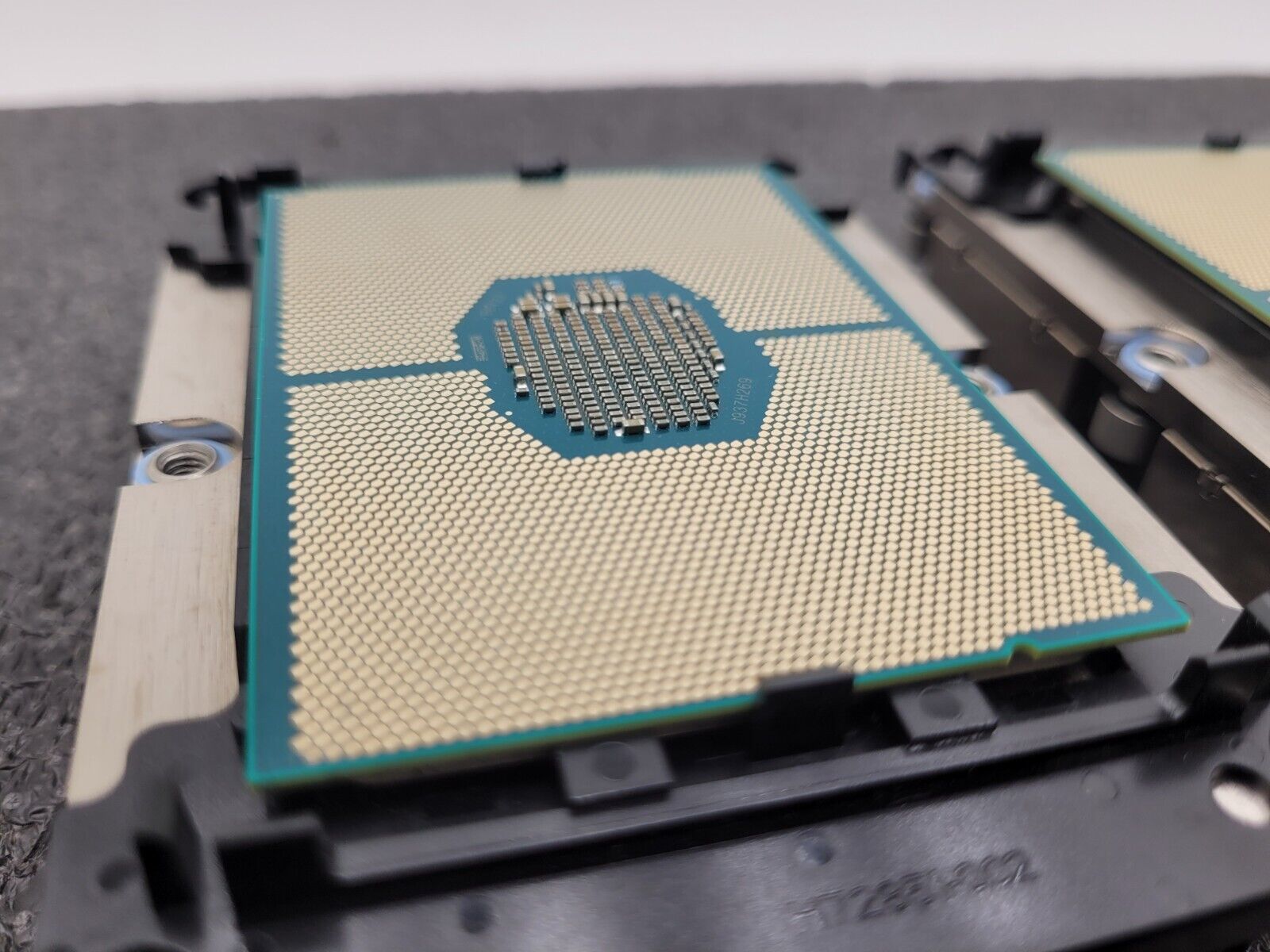 Matched Pair Intel Xeon Silver 4110 2.10Ghz 8 Core 11 MB LGA3647 CPU 85W SR3GH