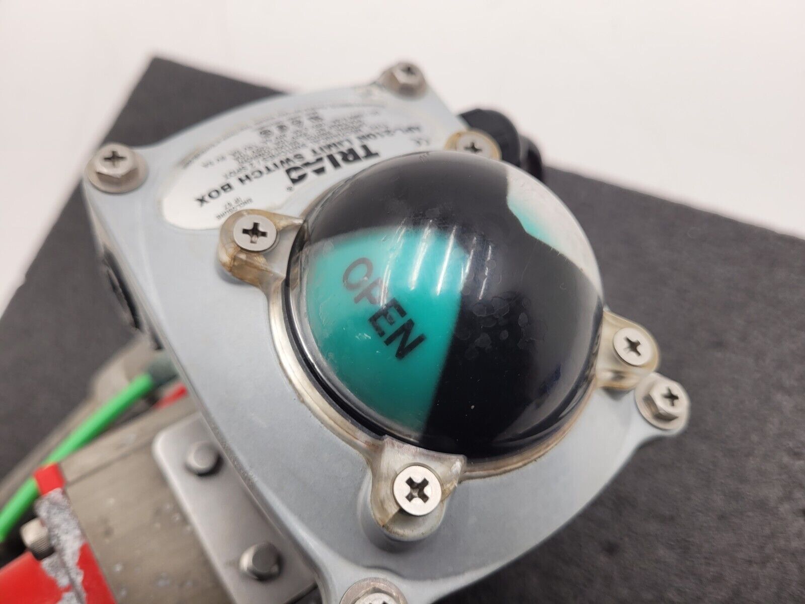 A-T Controls Series 33-1T 1" 1000PSI 3-Way Valve Air Triad Controls 2R40DA A