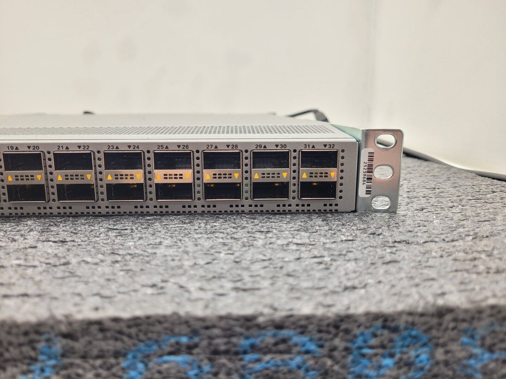 Cisco Nexus 3232C N3K-C3232C 32-Port 100G QSFP28 Network Switch Full Fans & PSUs