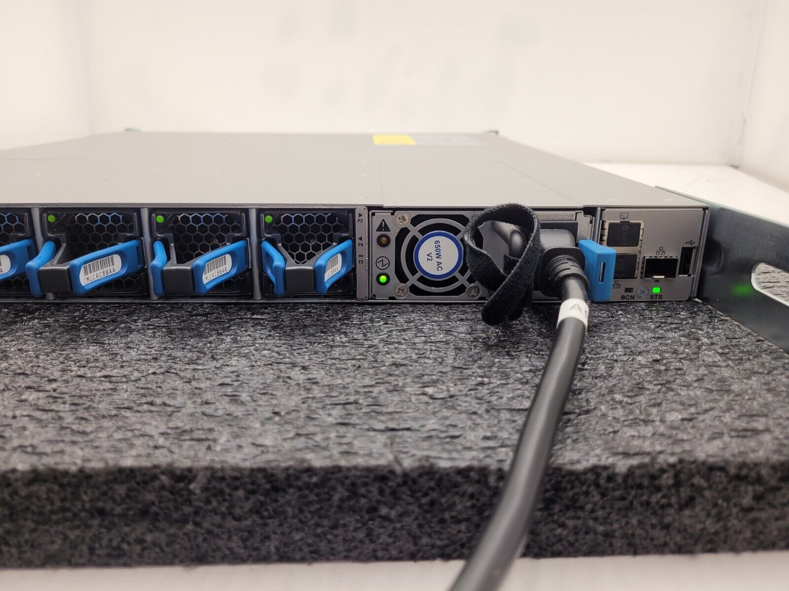 Cisco Nexus 3232C N3K-C3232C 32-Port 100G QSFP28 Network Switch Full Fans & PSUs