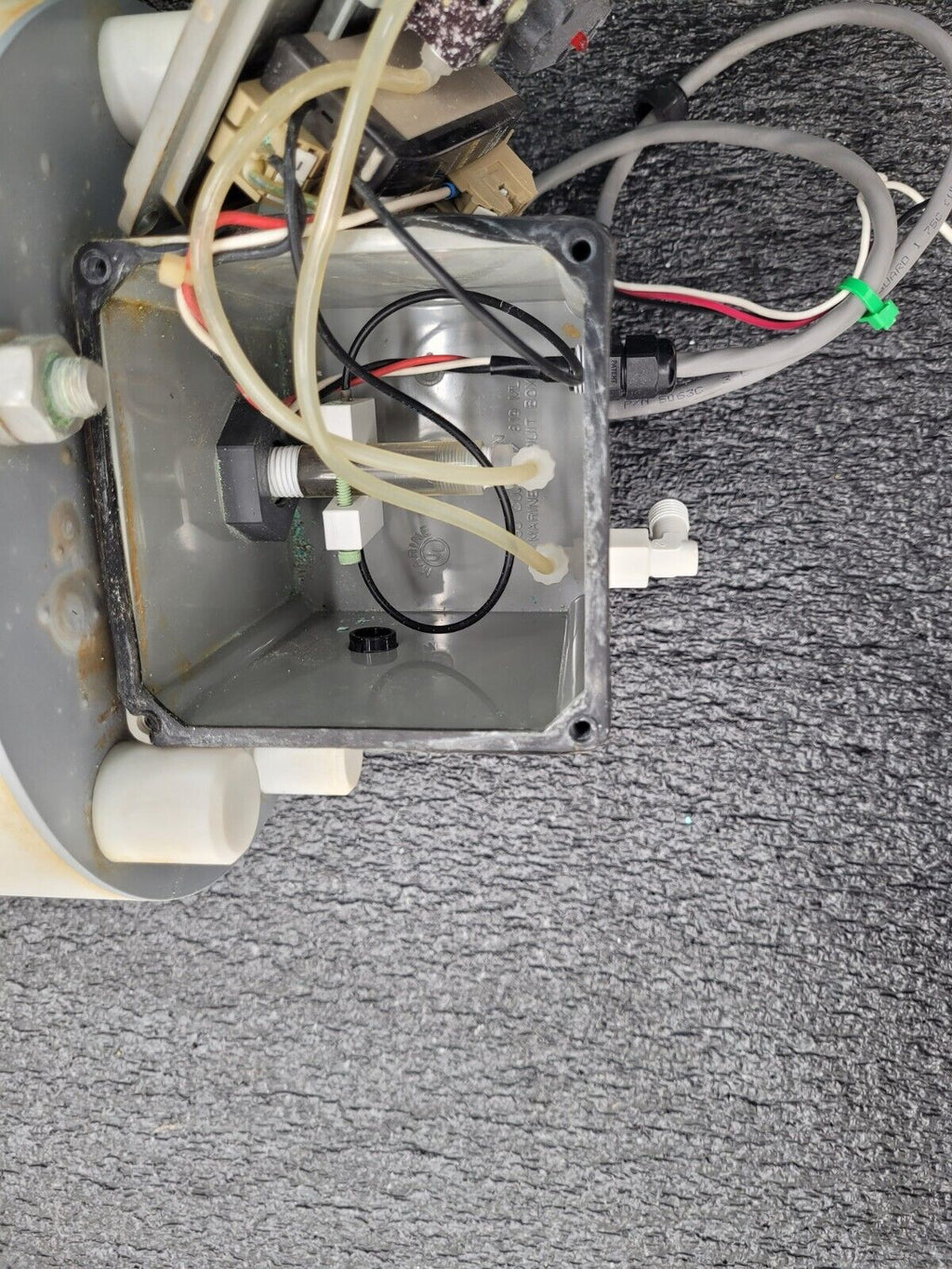 High Purity Chemical Expansion Tank w/ Level Sensor