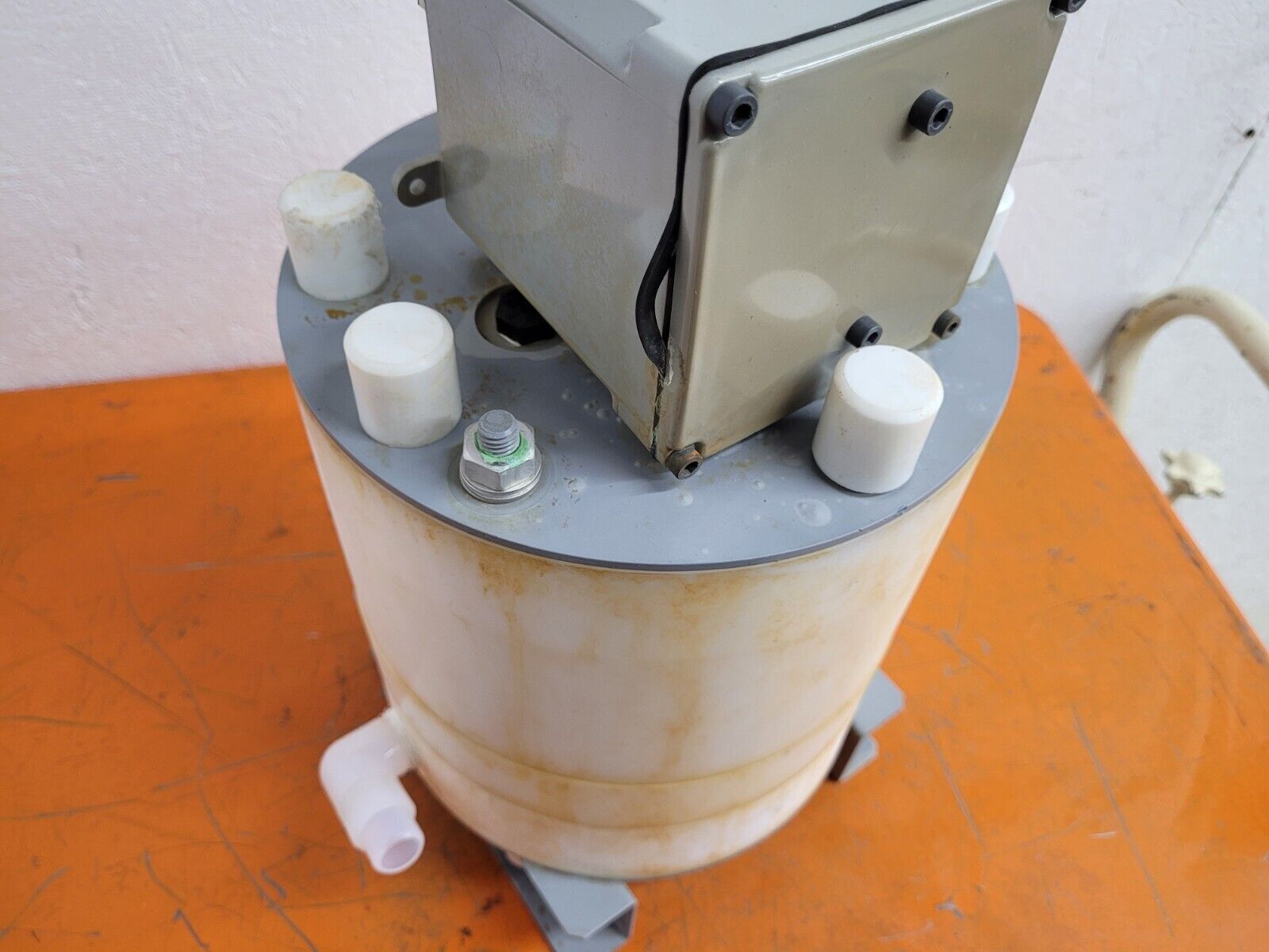 High Purity Chemical Expansion Tank w/ Level Sensor