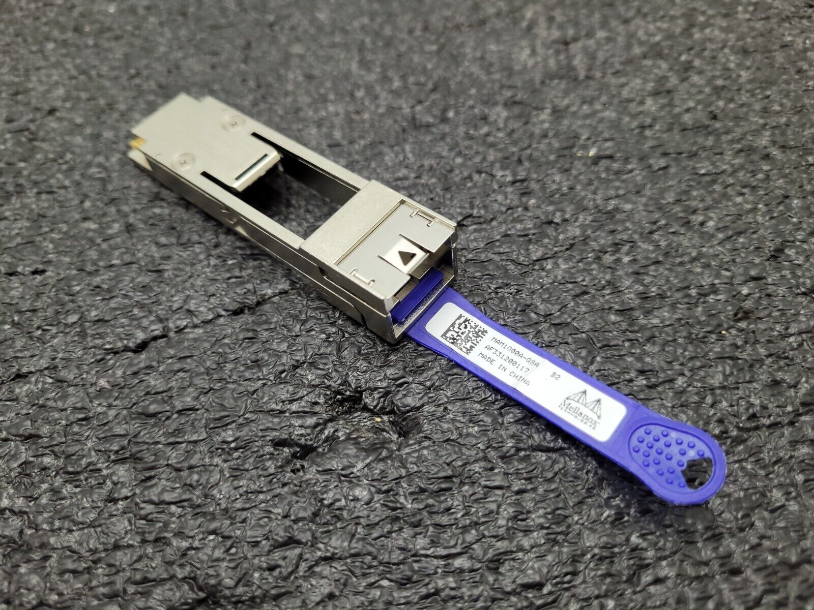 Mellanox NVIDIA MAM1Q00A-QSA Cable Adapter 40Gb/s to 10Gb/s QSFP to SFP+