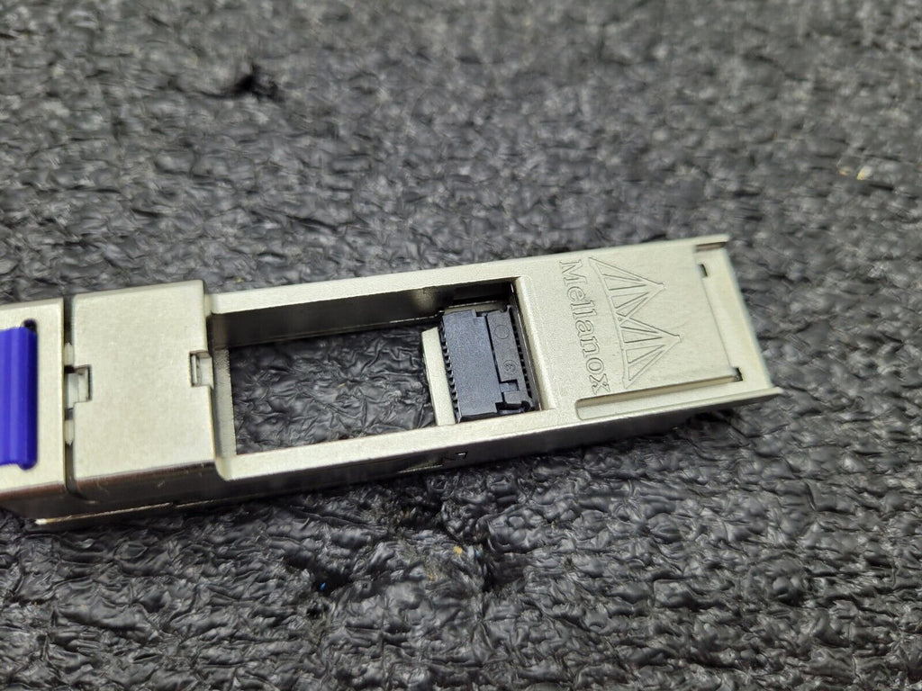 Mellanox NVIDIA MAM1Q00A-QSA Cable Adapter 40Gb/s to 10Gb/s QSFP to SFP+