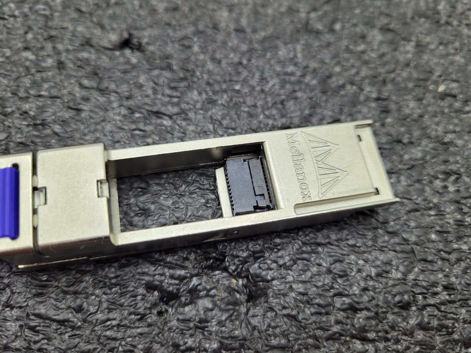 Mellanox NVIDIA MAM1Q00A-QSA Cable Adapter 40Gb/s to 10Gb/s QSFP to SFP+