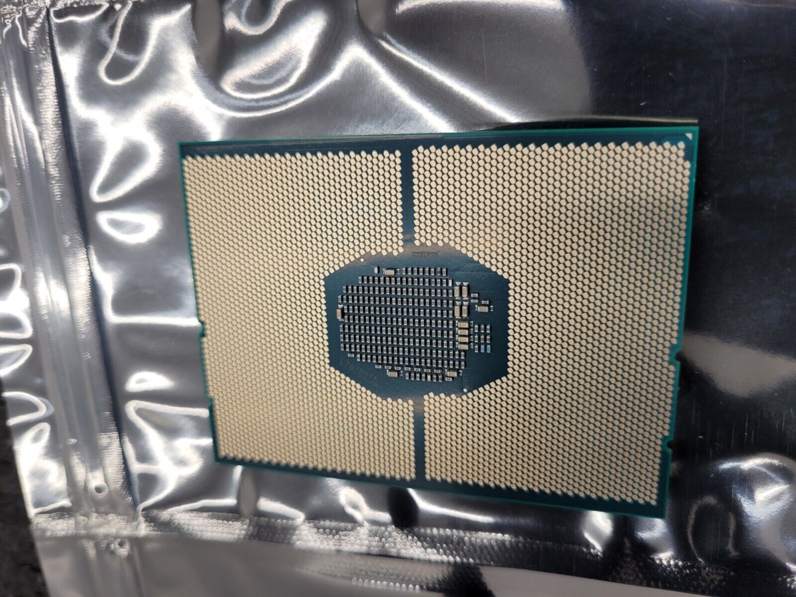 Matched Pair Intel Confidential Xeon QN09 4110 2.10Ghz 8 Core 11 MB LGA3647 CPU