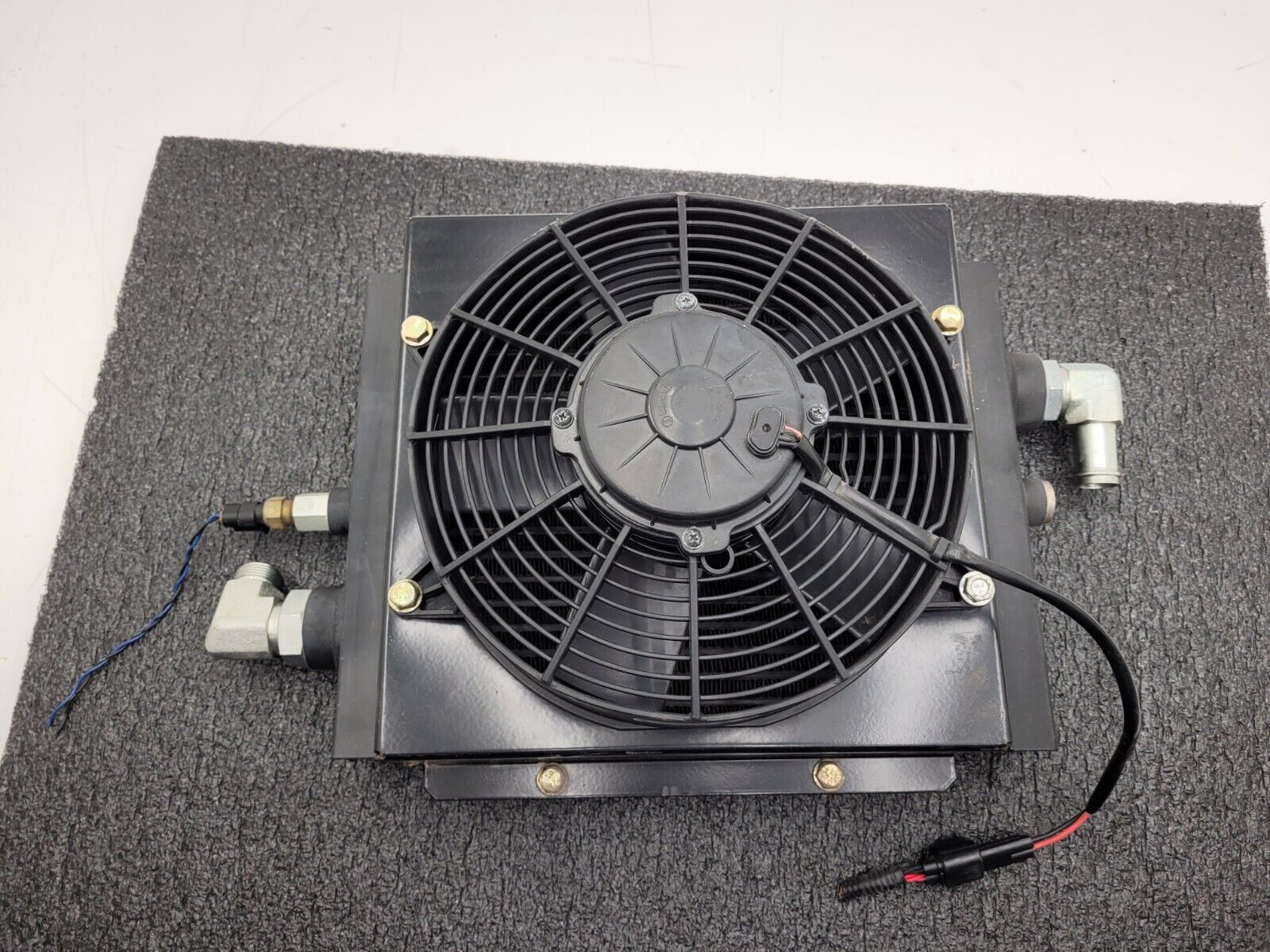 Adams Thermal Systems Hydraulic Oil Cooler Radiator 24105 + 12VDC Fan C