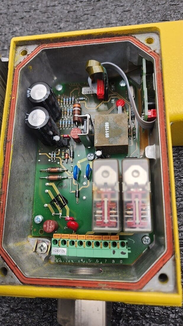 2x Sick Safety Control Light Curtain 18M Range 24VDC Working Pull