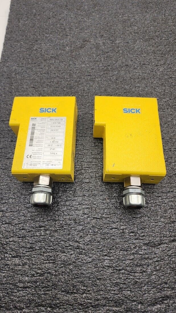 2x Sick Safety Control Light Curtain 18M Range 24VDC Working Pull