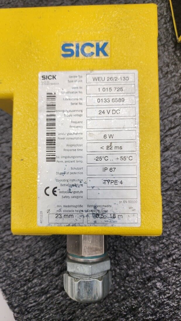 2x Sick Safety Control Light Curtain 18M Range 24VDC Working Pull