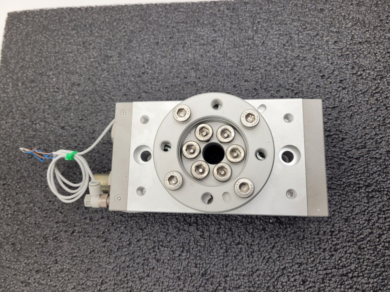 SMC MSQB100A Pneumatic Rotary Actuator Table w/ 2x D-A93 Autoswitches Sensors