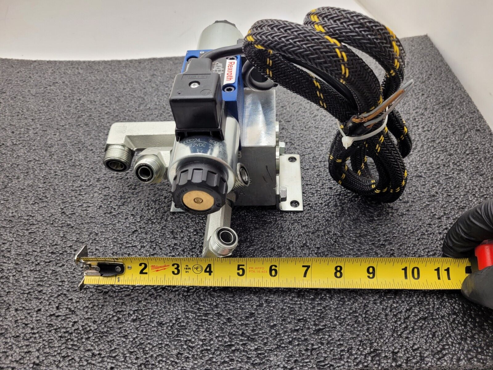 Rexroth Hydraulic Solenoid Directional Spool Valve 4WE 6 H62/EG12N9K4/62